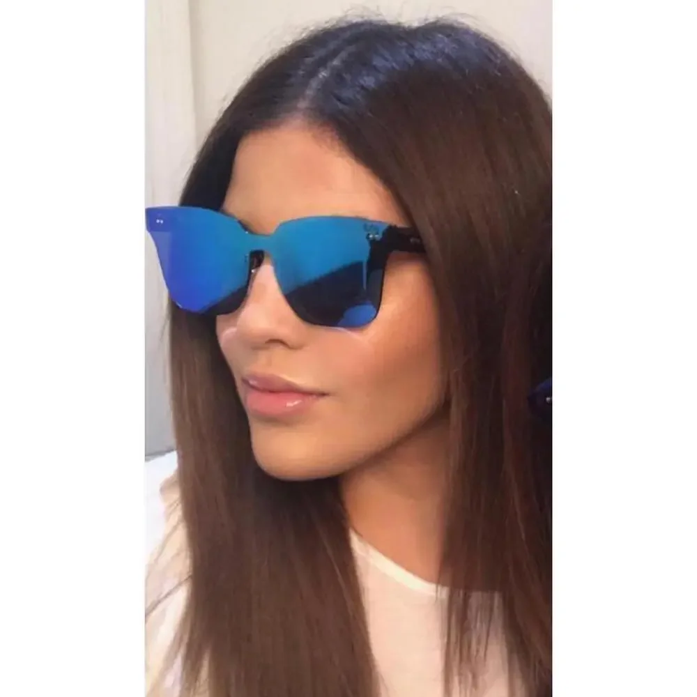 NWT Dp69 DPS037-07 GALASSIA 60mm New Sunglasses